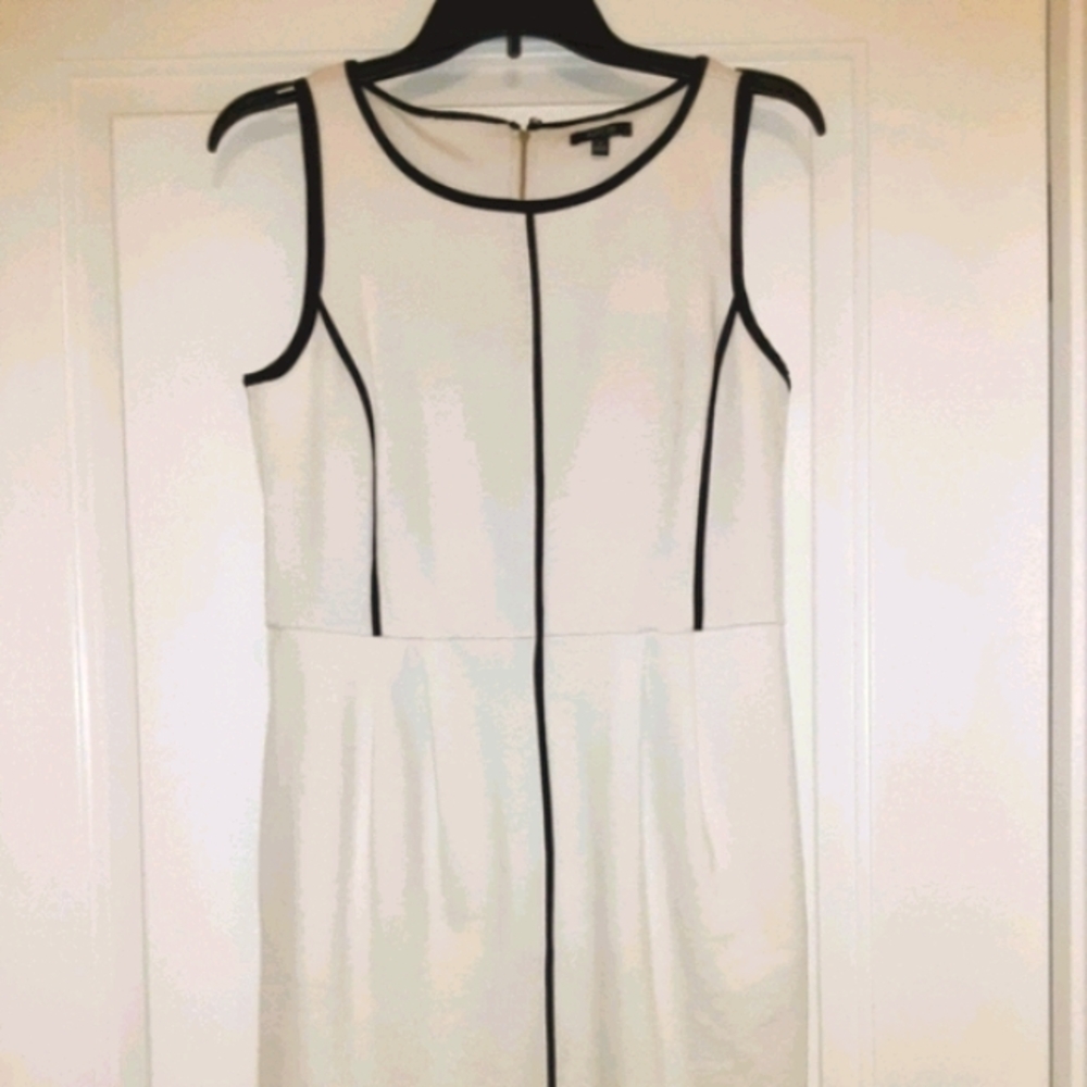 APT 9 DRESS